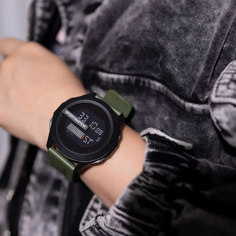 **Herren-Sportuhr mit Alarmfunktion – Multifunktionale LED-Digitaluhr, wasserdichte elektronische Sportuhr für Herren mit Fitnessfunktionen**