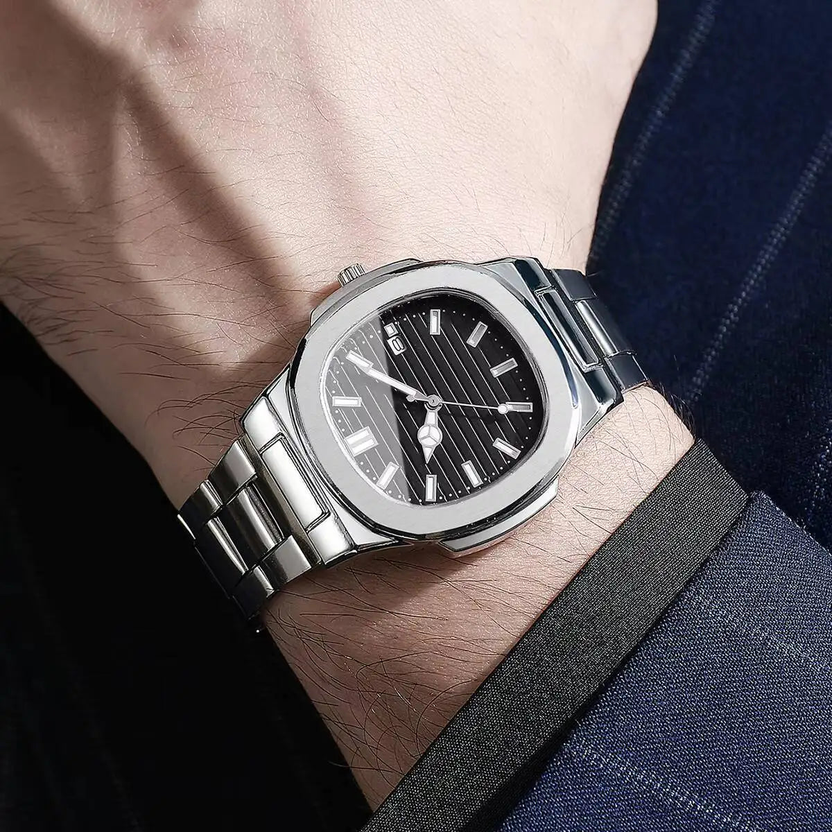 **Luxuriöse Herren-Businessuhr – Elegante Quarzuhr mit quadratischem Zifferblatt, Edelstahlarmband und Datumsanzeige (ohne Geschenkbox)**
